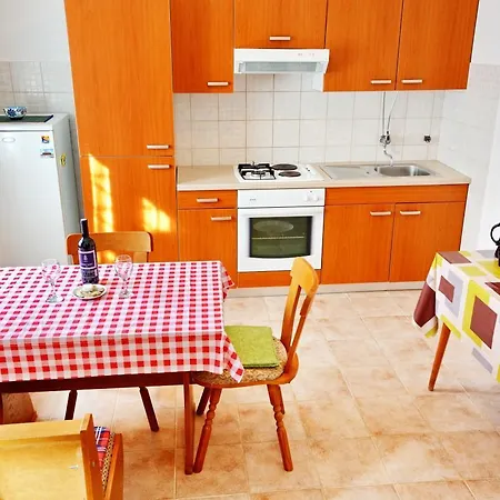 Apartment Mulo 12519a Vrsi
