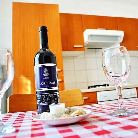 Apartment Mulo 12519a *